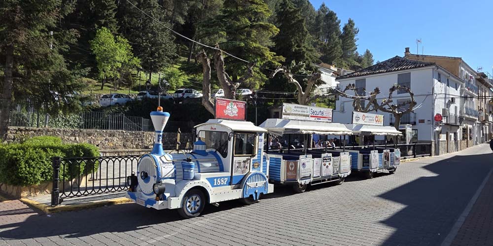 Tren Turístico La Iruela Tren Turístico La Iruela