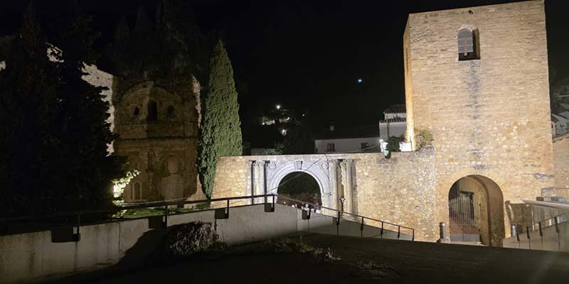 Castillo de la Iruela - Tren Turística La Iruela - Ruta Nocturna Castillo de la Iruela - Tren Turística La Iruela - Ruta Nocturna